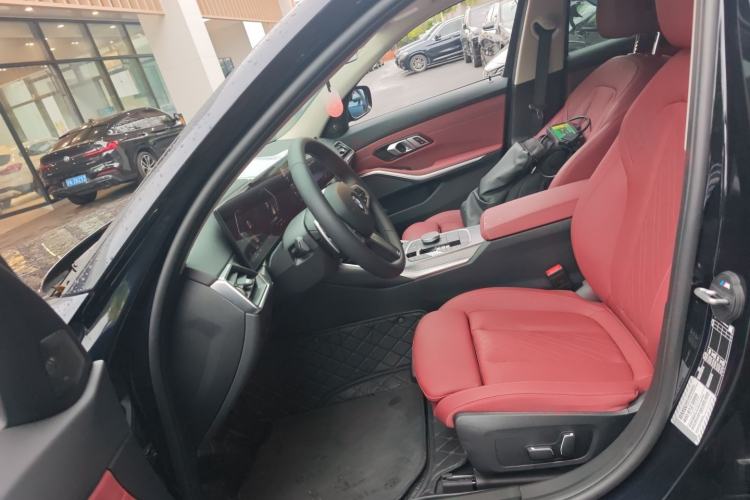 Used BMW 3 Series 2024 325Li M Sport Package Left Front Seat