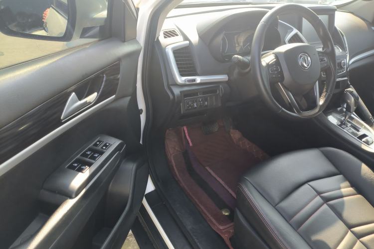 Used Dongfeng Aeolus AX7 2016 2.0L Automatic Zhiyi Trim