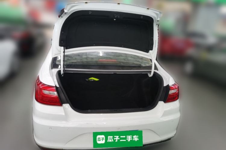 Used Geely Auto Vision 2019 Upgraded Model 1.5L CVT Prestige Version China VI Standard Trunk
