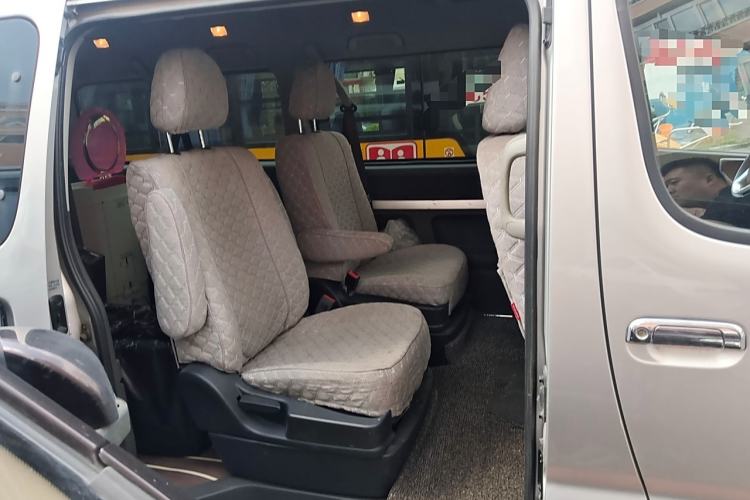 Used Jinbei Hiace King 2021 2.0L Business King Series ZhiXiang High-Roof 7-Seater 1TZS