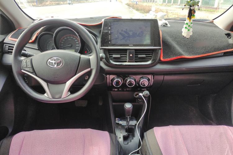 Used Toyota Vios 2022 1.5L CVT Active Drive CARE Edition Center Console