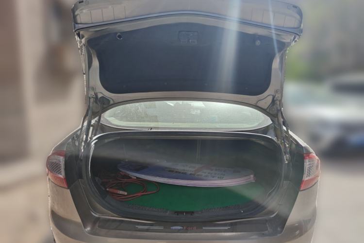 Used Ford Mondeo 2011 2.3L Fashion Edition
