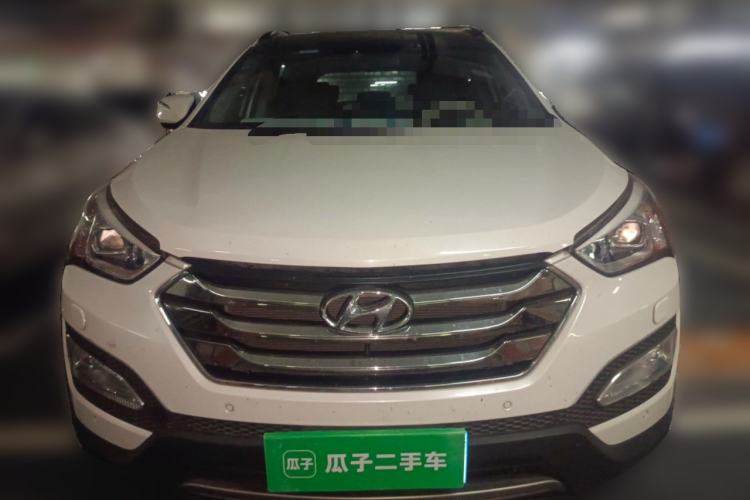 Used Hyundai Grand SantaFe 2013 3.0L 7-Seater 4x4 Flagship Edition Front