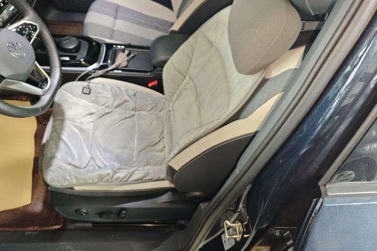 Used Volkswagen ID.4 CROZZ 2024 Revised Version PURE+ Left Front Seat