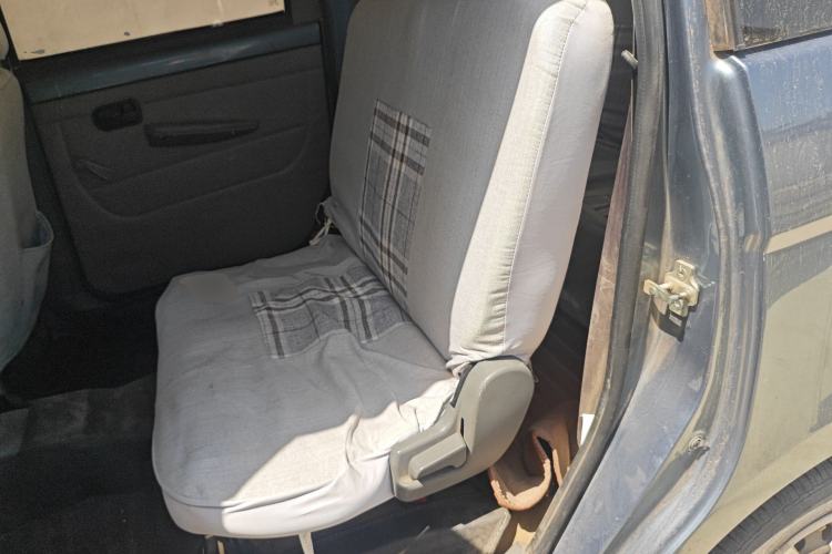 Used Wuling Hongguang 2013 1.5L Base Version Left Rear Seat