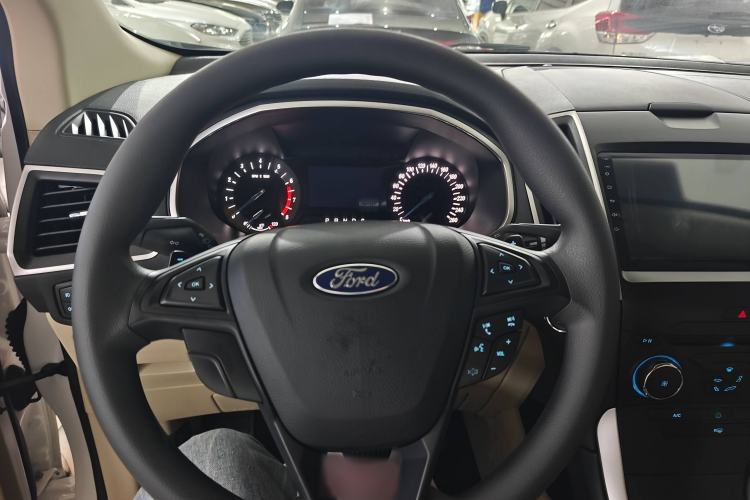 Used Ford Edge 2016 EcoBoost 245 Two-Wheel-Drive Titanium 5-Seater