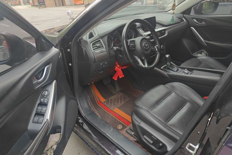 Used Mazda Atenza 2018 2.0L Blue Sky Luxury Edition China VI Standard Interior 3