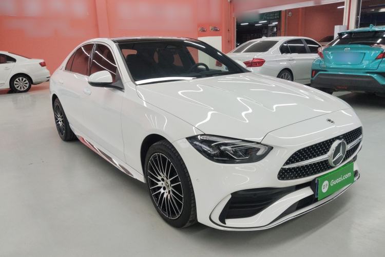 Used Mercedes-Benz C-Class 2024 Second Facelift C 260 L Sport Edition Front Right 45 Deg