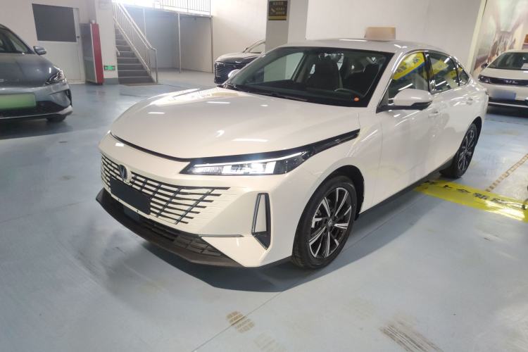 Used Changan Eado 2025 Blue Whale 1.5T 500Bar Prestige Model