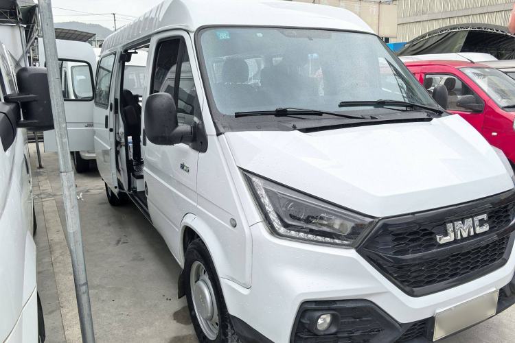 Used JMC Transit 2021 2.8T Space King Standard Version Long Wheelbase Mid-Height Roof Rear Single Tire – Step 6-Seater Diesel China VI Emission Standard JX493
