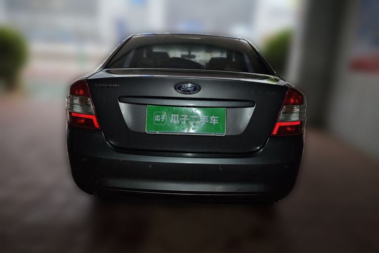 Used Ford Focus 2013 Sedan Classic 1.8L Manual Base Model