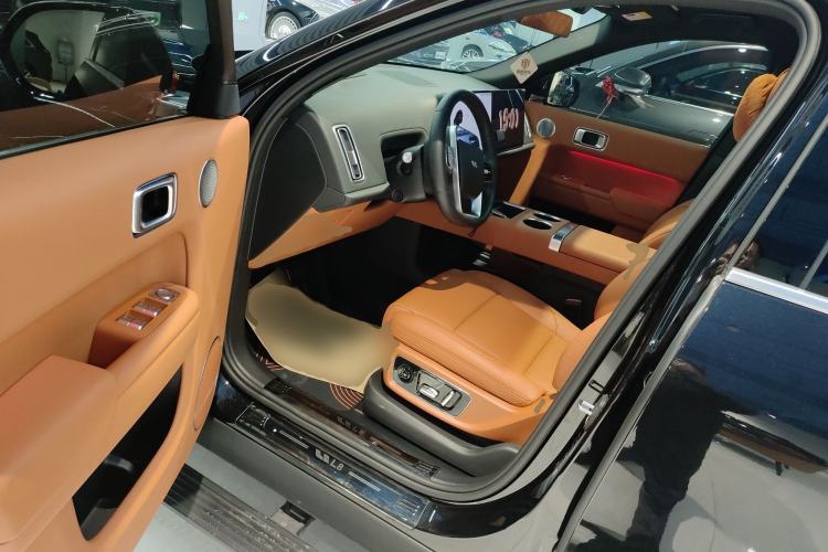 Used Li Auto L8 2025 Pro Smart Refresh Edition