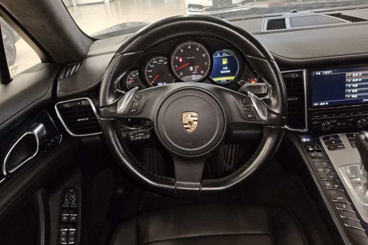 Used Porsche Panamera 2010 Panamera 4 3.6L
