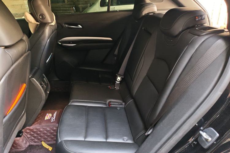 Used Cadillac XT4 2021 28T Two-Wheel Drive Leading Version