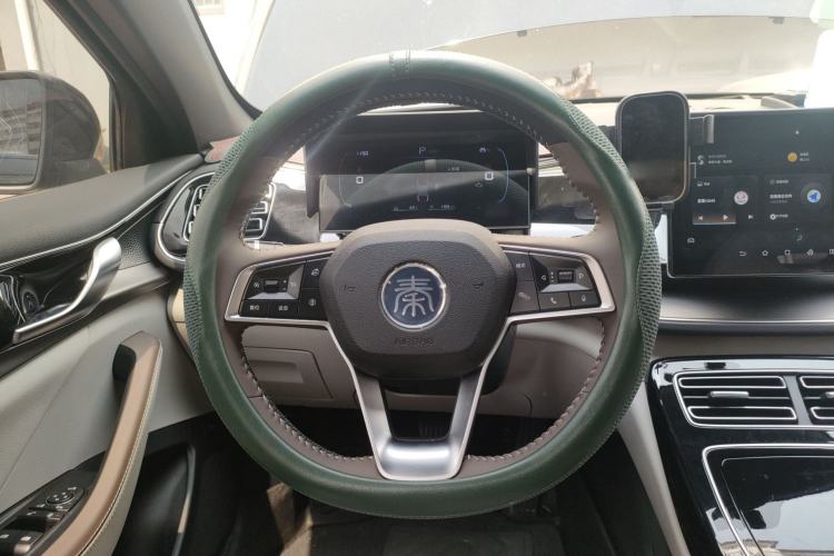 Used BYD Qin PLUS 2023 Champion Edition DM-i 55KM Superior Model Steering Wheel