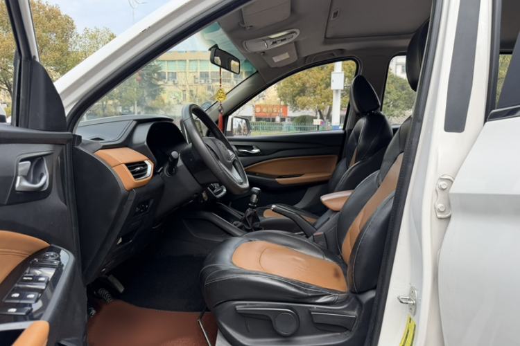 Used Wuling Hongguang S3 2018 1.5L Manual Luxury Model China V Standard