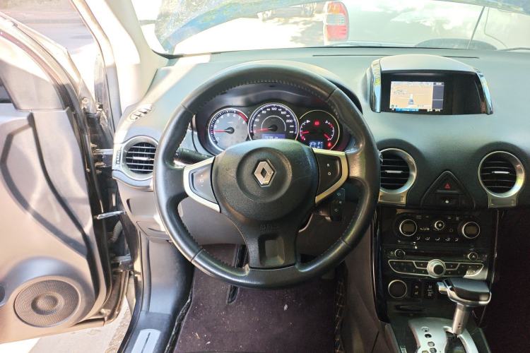 Used Renault Koleos 2012 2.5L Two-Wheel Drive Comfort Edition with Navigation
