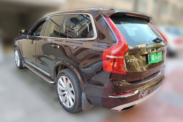 Used Volvo XC90 New Energy 2018 E-Drive Hybrid T8 Prestige 7-Seater Rear Left 45 Deg