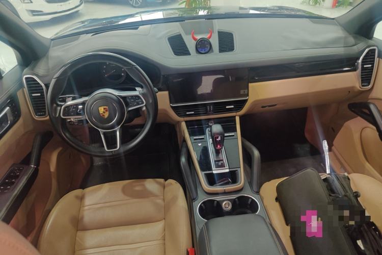 Used Porsche Cayenne 2019 Cayenne 3.0T Center Console