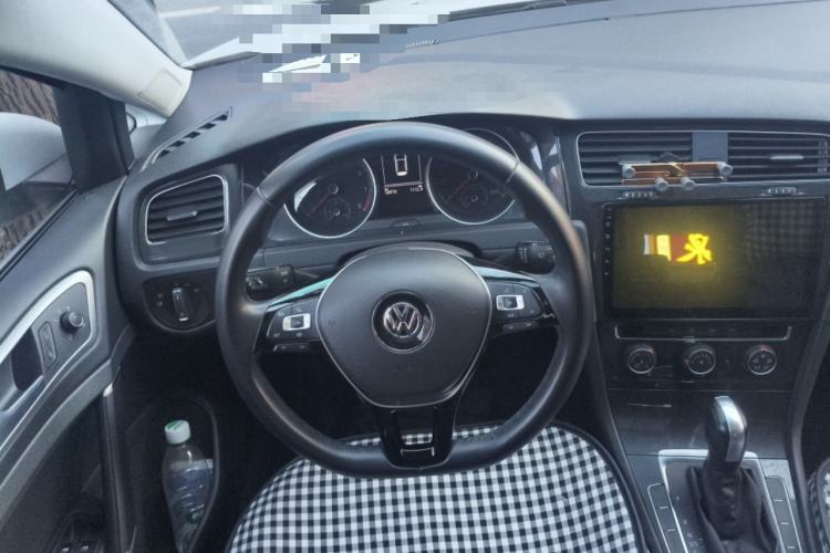 Used Volkswagen Golf 2019 1.6L Automatic Comfort Model China V Standard Steering Wheel