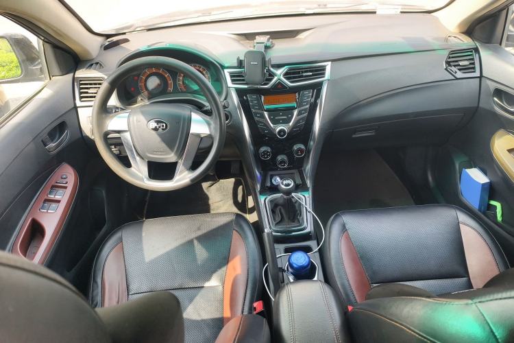 Used BYD F3 2016 1.5L Manual Luxury Model
