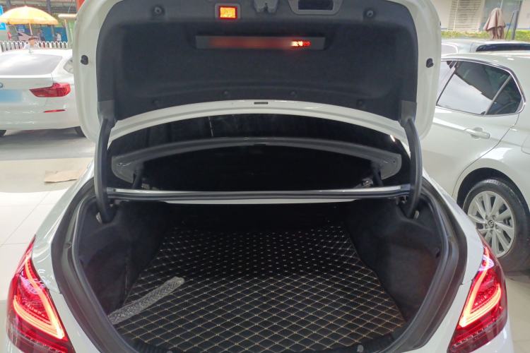 Used Mercedes-Benz C-Class 2021 C 200 L Fashion Edition Sport Version Trunk