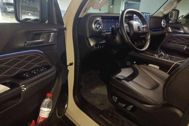 Used Tank 300 New Energy 2025 Hi4-T