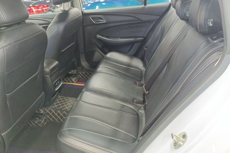 Used Roewe i5 2020 1.5L Automatic 4G Connect Luxury Flagship Edition Left Rear Seat