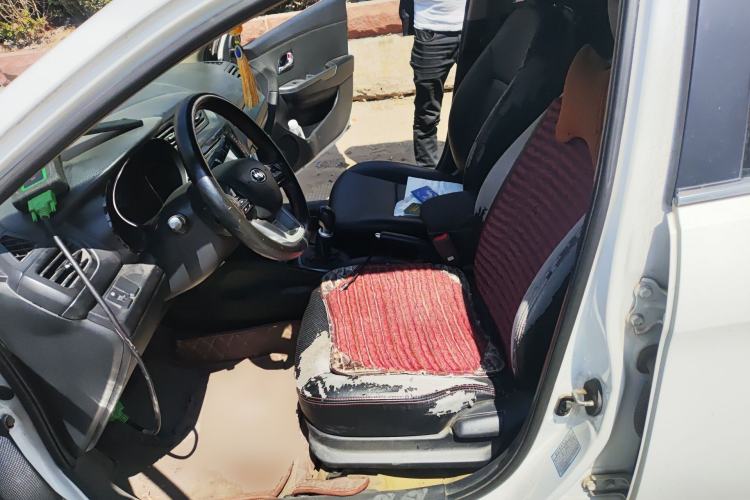 Used Kia K2 2012 Sedan 1.4L MT GLS Commemorative Edition