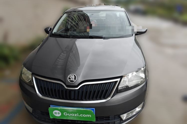 Used Skoda Rapid 2013 1.6L Automatic Smart Selection Model