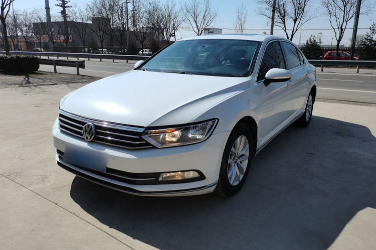 Used Volkswagen Magotan 2017 280TSI DSG Comfort Model