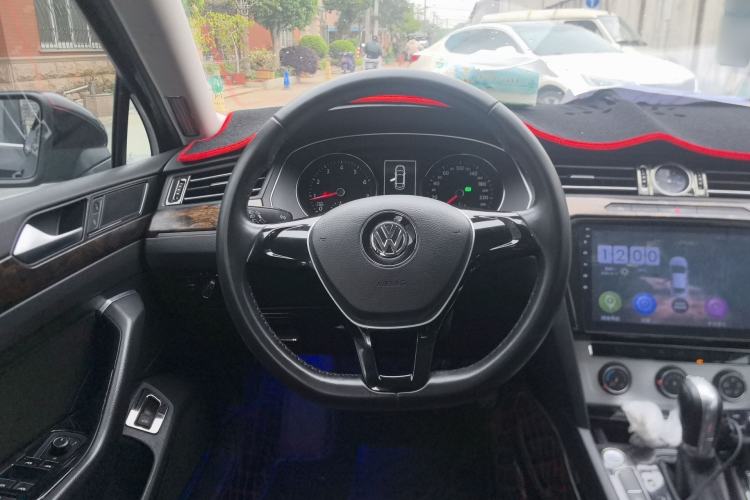 Used Volkswagen Magotan 2018 280TSI DSG Enjoyment Model Steering Wheel