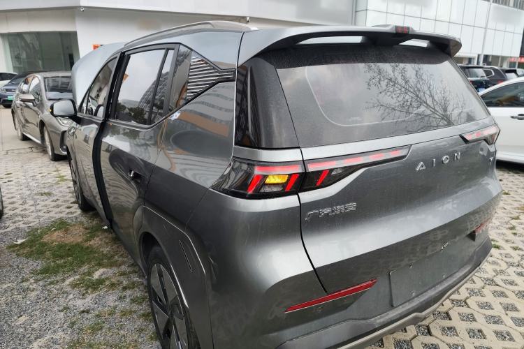 Used AION Y 2022 70 Enjoyment Edition Lithium Iron Phosphate Rear Left 45 Deg