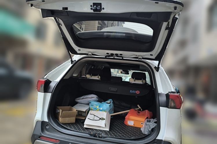 Used Toyota RAV4 2024 Dual-Motor 2.5L E-CVT Two-Wheel Drive Elite Plus Edition Trunk