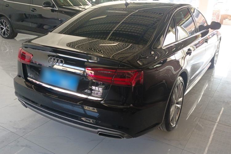 Used Audi A6L 2018 30th Anniversary Edition 45 TFSI quattro Sport model
