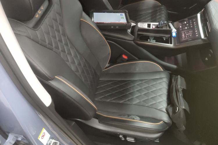 Used Wey Latte DHT 2022 1.5T DHT Extra-Large Cup Right Front Seat