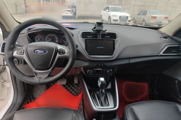 Used Ford Escort 2015 1.5L Automatic Fashion Model