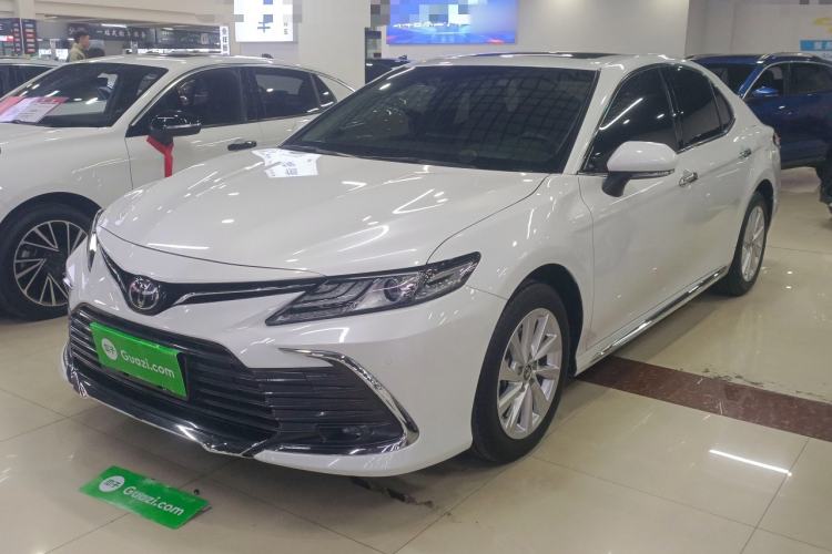Used Toyota Camry 2023 2.0G Luxury Edition
