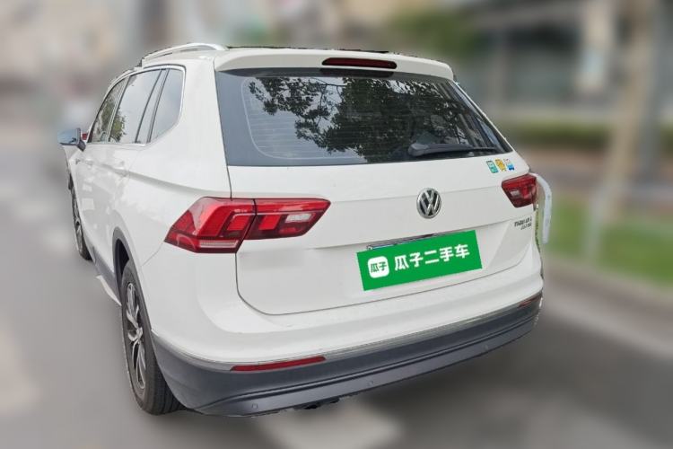 Used Volkswagen Tiguan L 2017 330TSI Automatic Two-Wheel Drive Flagship Edition Rear Left 45 Deg
