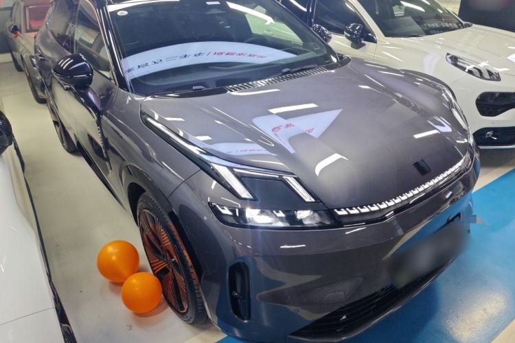 Used Lynk & Co 08 EM-P 2023 220 km Limited-Time Edition
