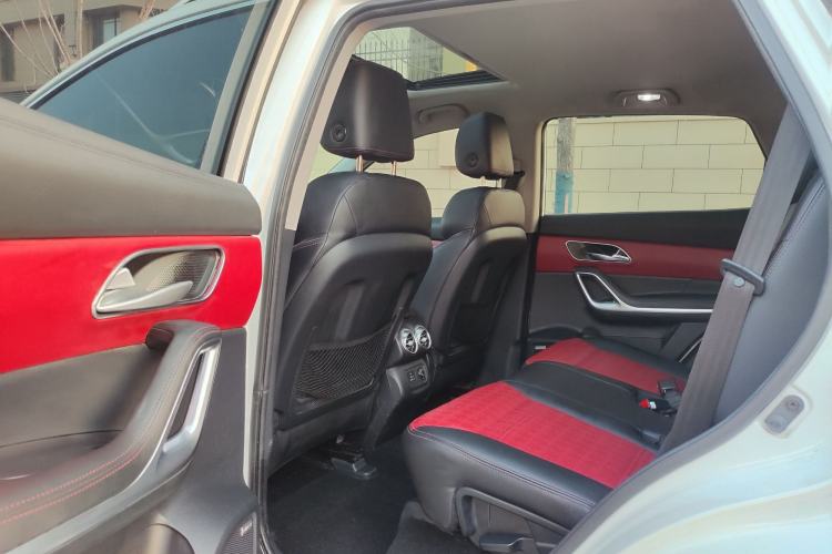 Used JAC Refine S7 2017 2.0T Automatic Luxury Model
