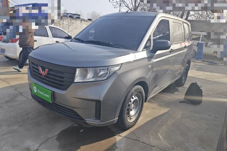 Used Wuling Hongguang PLUS 2019 1.5T Manual Wealthy Version 2 Seats