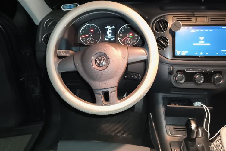 Used Volkswagen Tiguan 2015 1.8TSI Automatic Two-Wheel Drive Trend Edition Steering Wheel