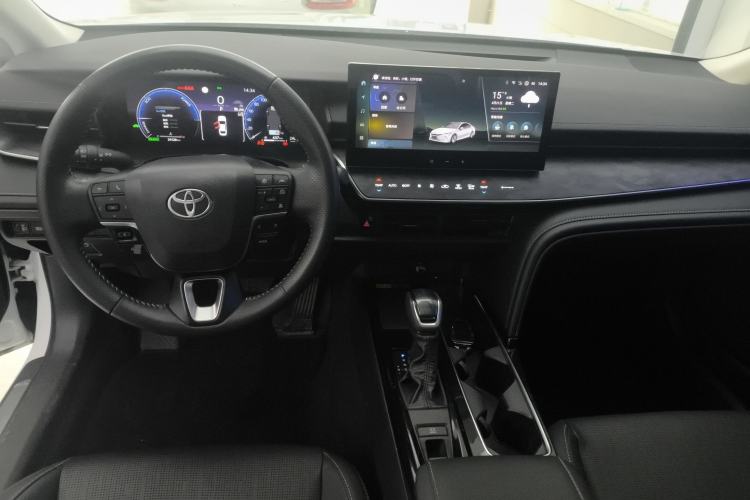 Used Toyota Camry 2024 Dual-Motor 2.0 HG Premium Edition