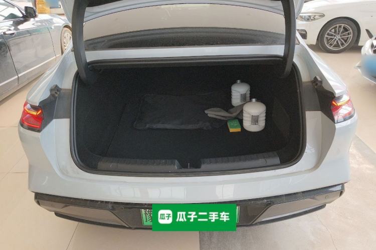 Used Geely Galaxy E8 2025 700 km Long-Range Intelligent Driving Version