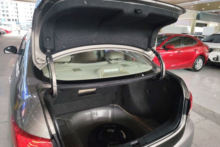 Used Nissan Sylphy 2016 Classic 1.6XE Automatic Comfort Edition
