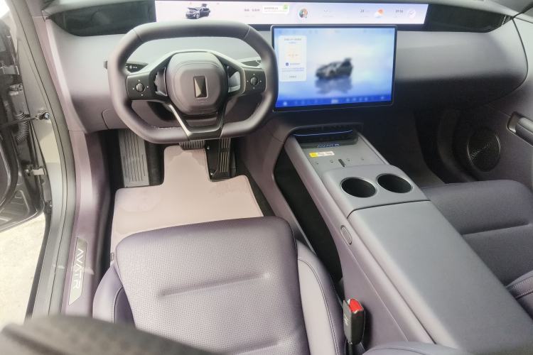 Used Avatr 06 2025 Ultra Pure Electric Edition Center Console