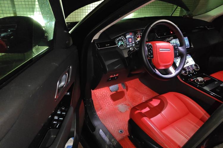 Used Land Rover Range Rover Velar 2019 250 PS