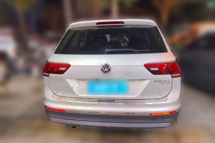 Used Volkswagen Tiguan L 2019 330TSI Automatic Two-Wheel Drive Smart Luxury Version China VI Standard
