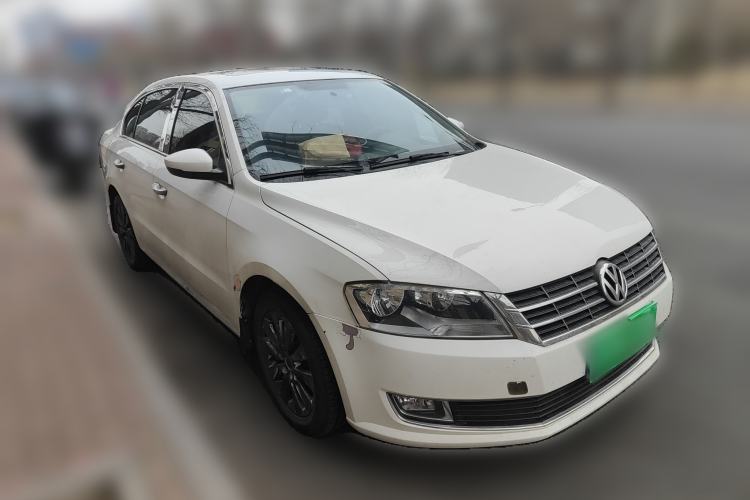 Used Volkswagen Lavida 2013 Restyled Classic 1.6L Automatic Comfort Edition Front Right 45 Deg